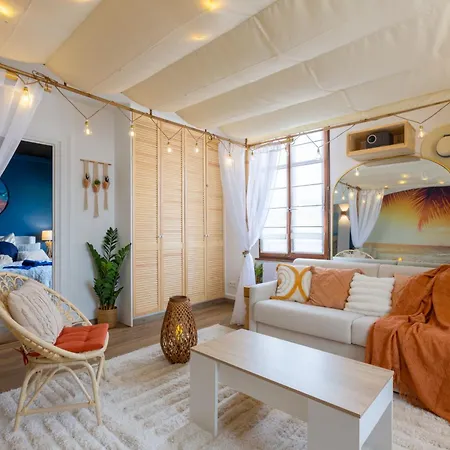 Lit Rond Tres Grand Et Confortable - Garage Possible Ou Parking Gratuit Rue - Gare 2 Min Et Ville 4 Min En Tram - Ciel Etoile - Netflix Videoprojecteur - Luxe Et Evasion Strasbourg Exterior photo