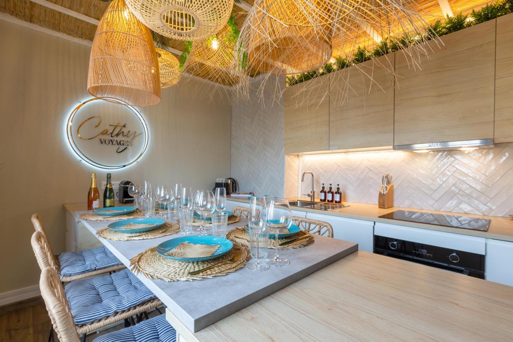 Lit Rond Tres Grand Et Confortable - Garage Possible Ou Parking Gratuit Rue - Gare 2 Min Et 4 Min En Tram - Ciel Etoile - Netflix Videoprojecteur - Luxe Et Evasion Estrasburgo